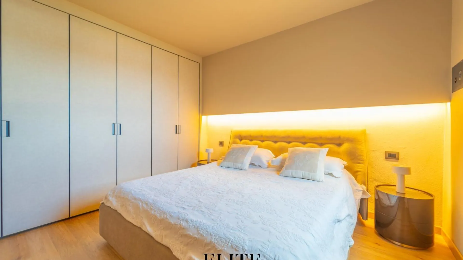아파트 Smeralda View Luxury 포르투 세르보